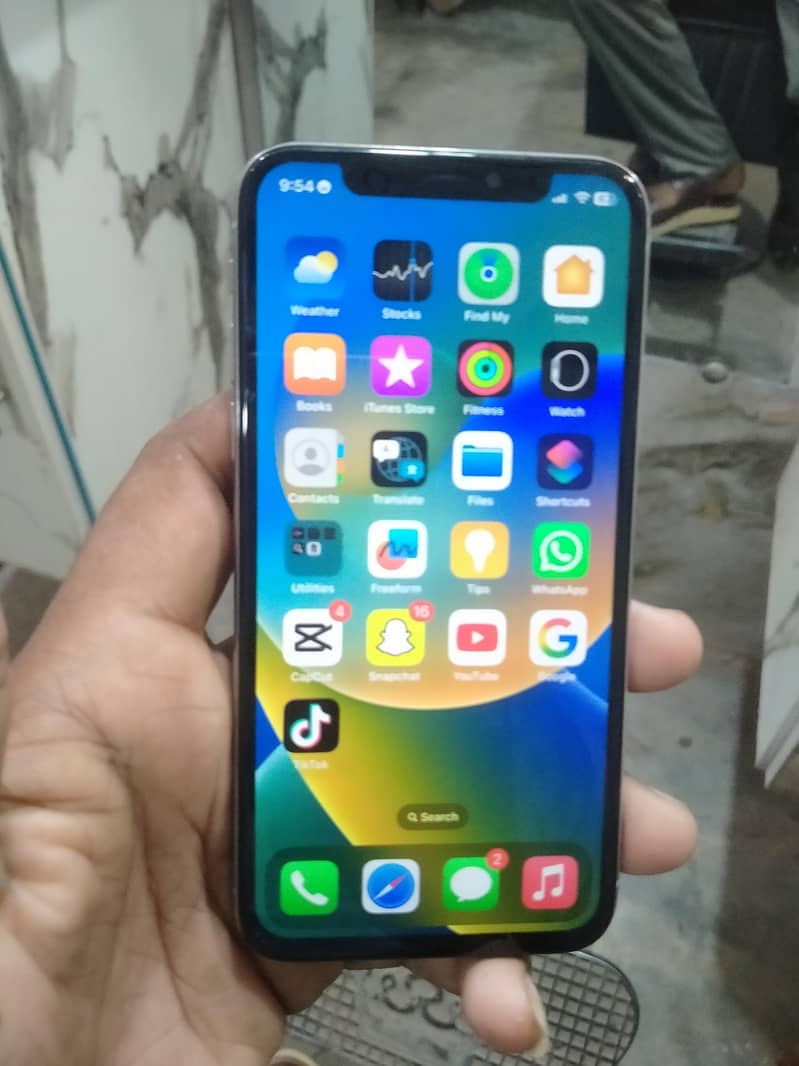 Apple iPhone X 3