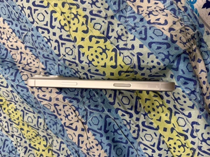 Apple iPhone 17 Pro Max 2