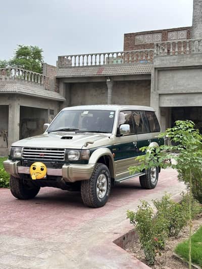 Mitsubishi Pajero excide 1997