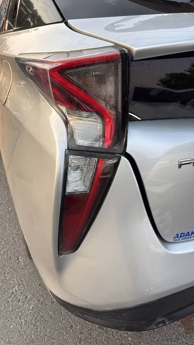 Prius 2016 Back Lights