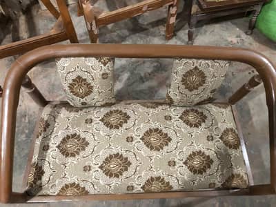 2 Seater sighty urgent sale