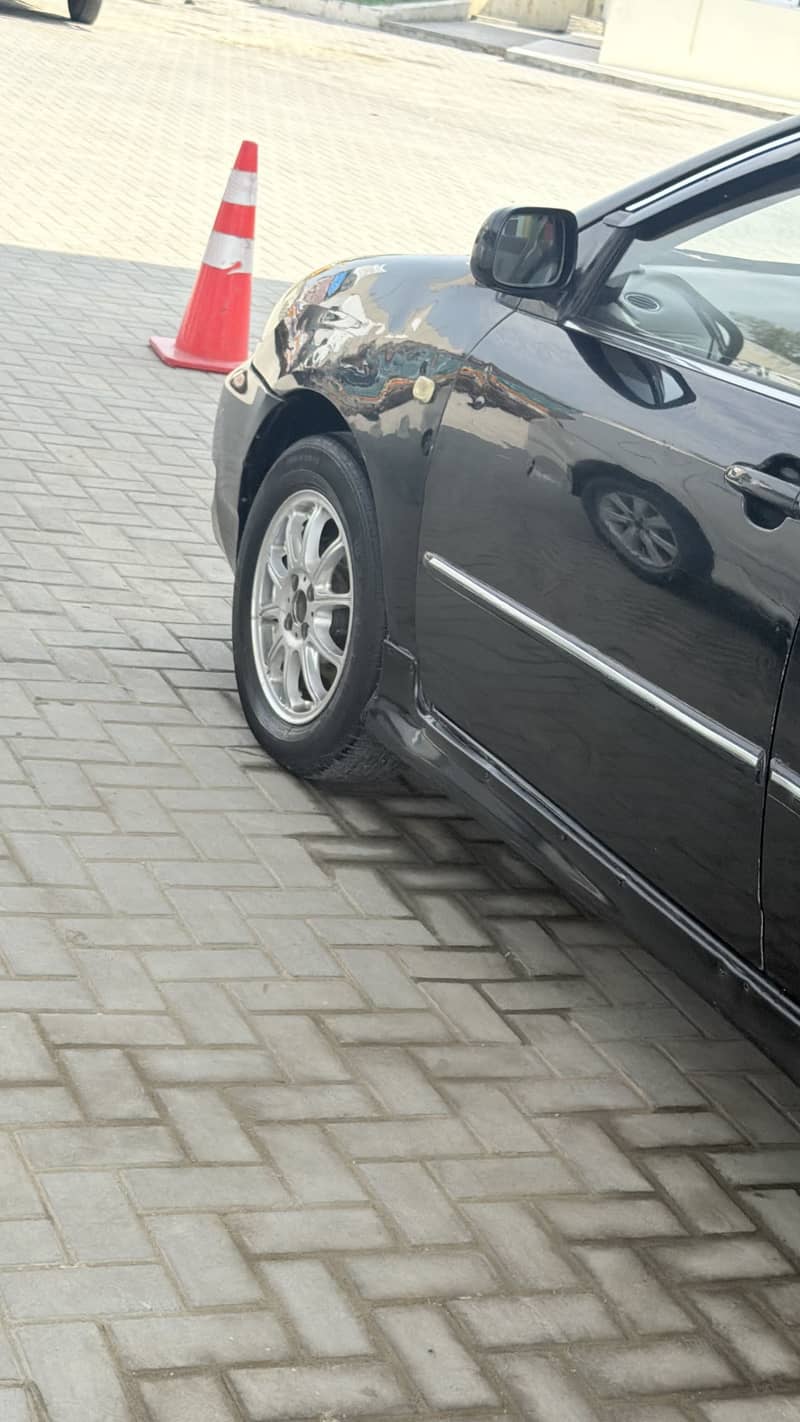 Se Saloon 3