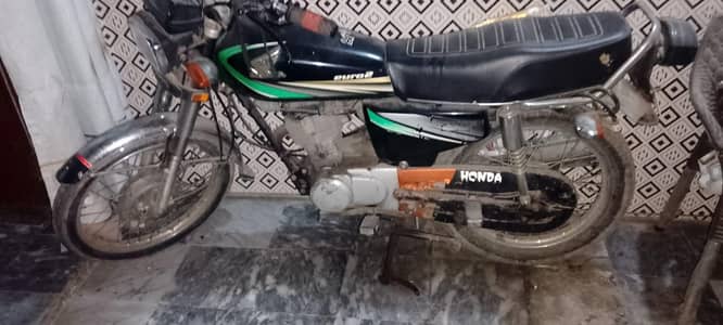 1125 hai 2014 model all ok no engine open jenman