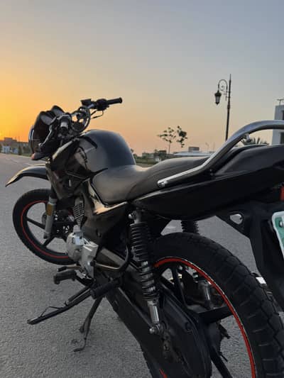 YBR 125G 2017 Model