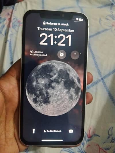 Apple iPhone 12