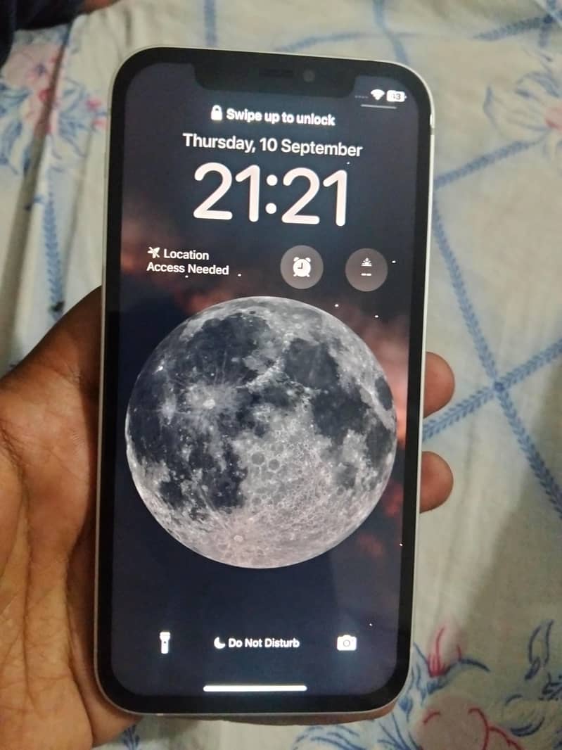 Apple iPhone 12 0