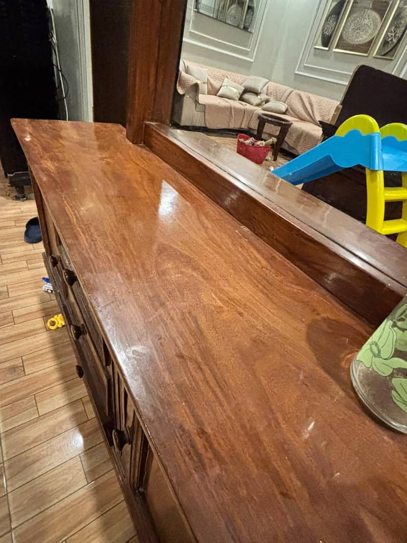 dressing table 10/10 condition 5