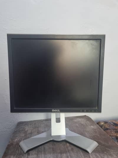 Lcd Monitor 17 Inches
