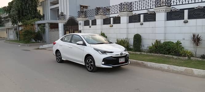 Toyota Yaris ativ x cvt 1.3 2024/2025. b2b original