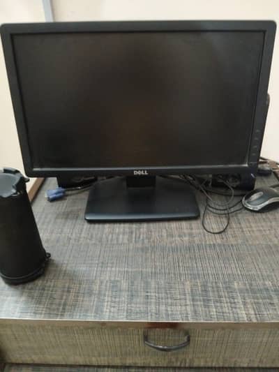 monitor,keyboard,mouse,speaker  for sell 10/9 condition