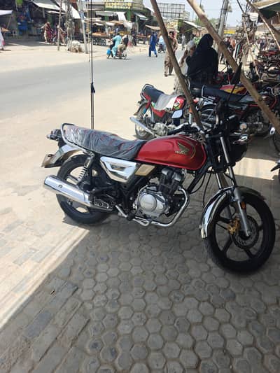 Honda CG 150 2026 red color