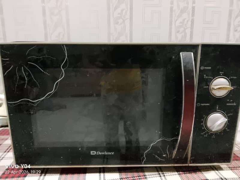 microwave oven 0