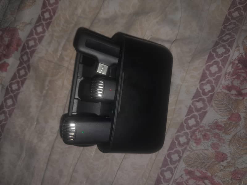MIC HUNDERD 0