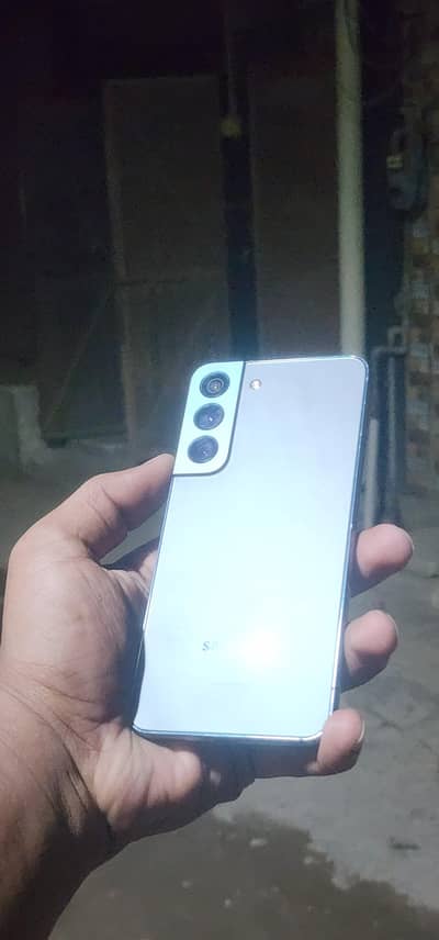 Samsung Mobile S22