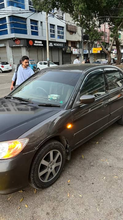 Honda Civic EXi 2005