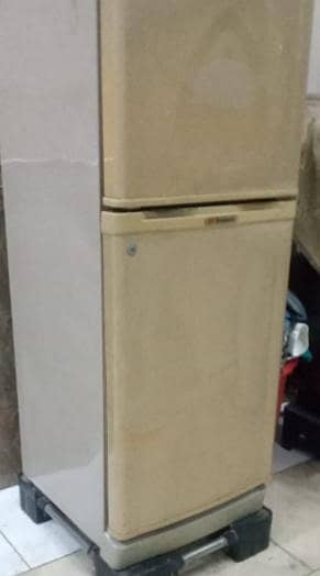 Dawlence fridge for sale