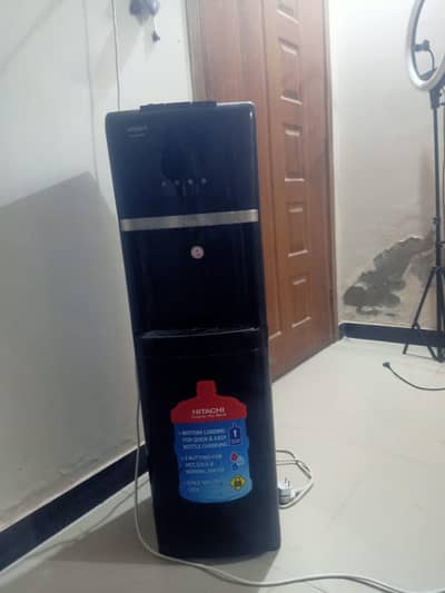 selling Hitachi Almost Brand New Dispenser