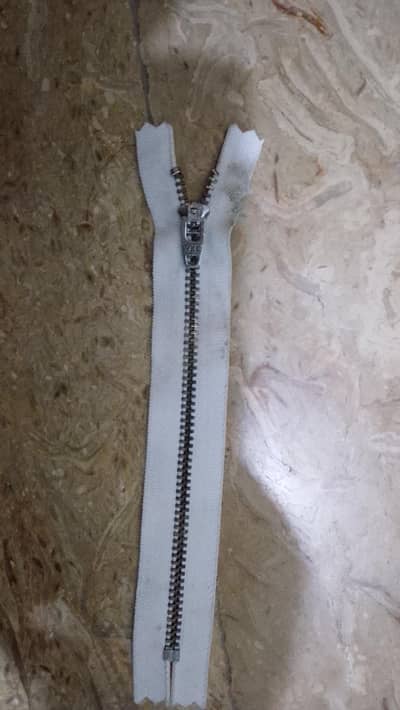 YKk Zip