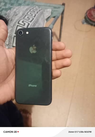 Apple iPhone 8