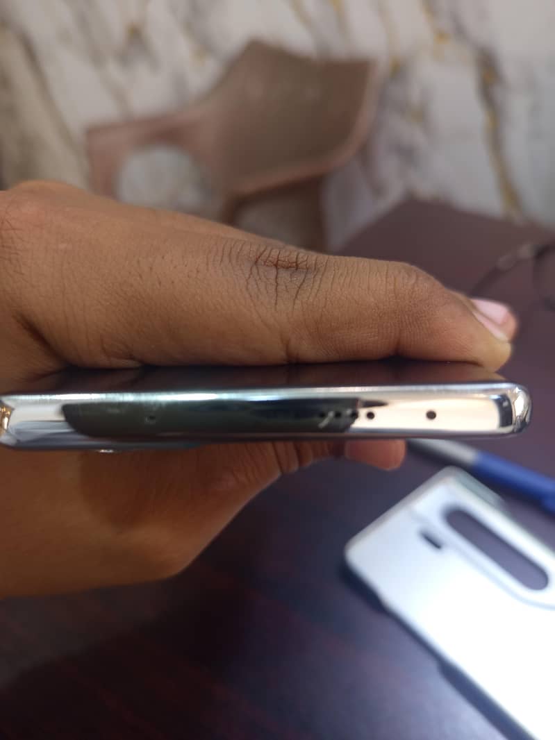 Tecno CAMON 40 Pro 6