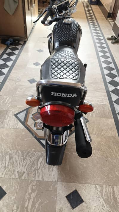 urgent for sale 125.2021model