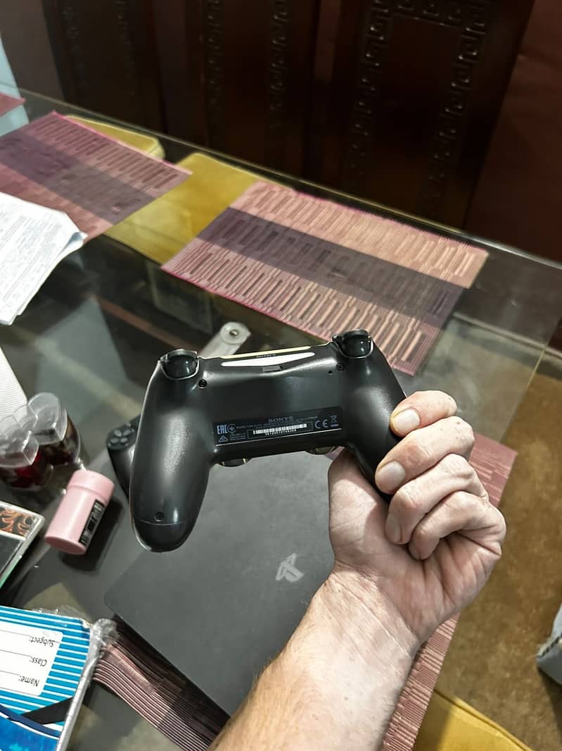 Ps4 slim 7