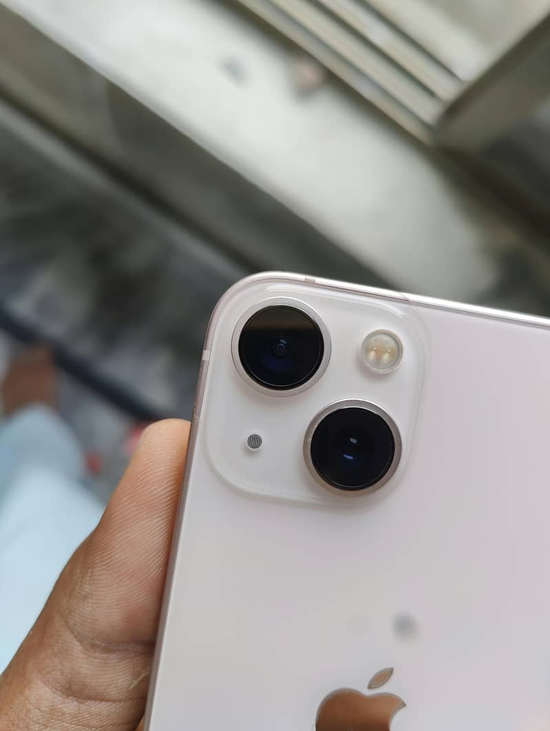 Apple iPhone 13 mini 1