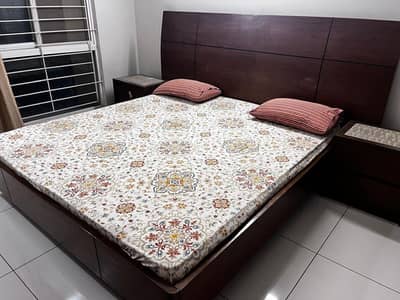 Complete bedroom set with study table