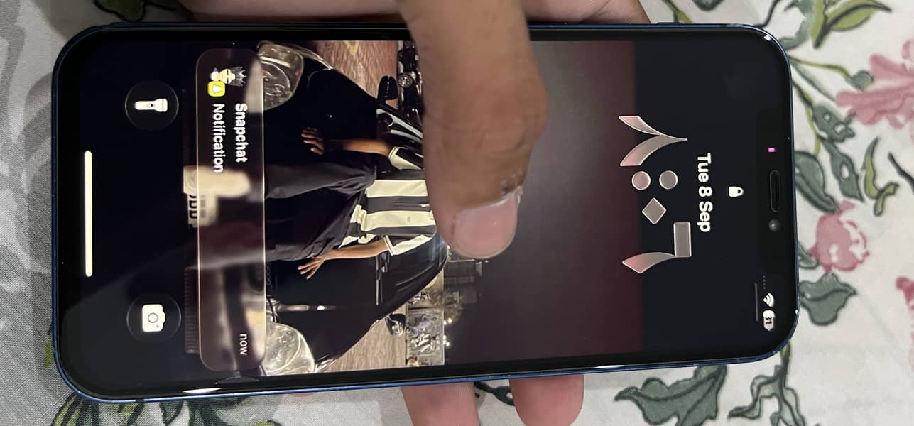 Apple iPhone 12 3