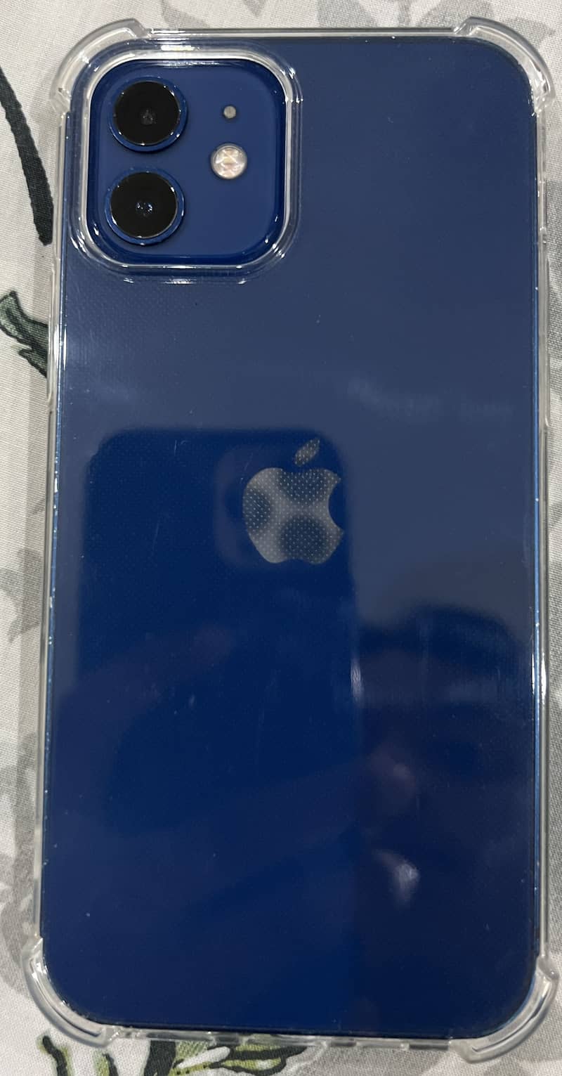 Apple iPhone 12 4