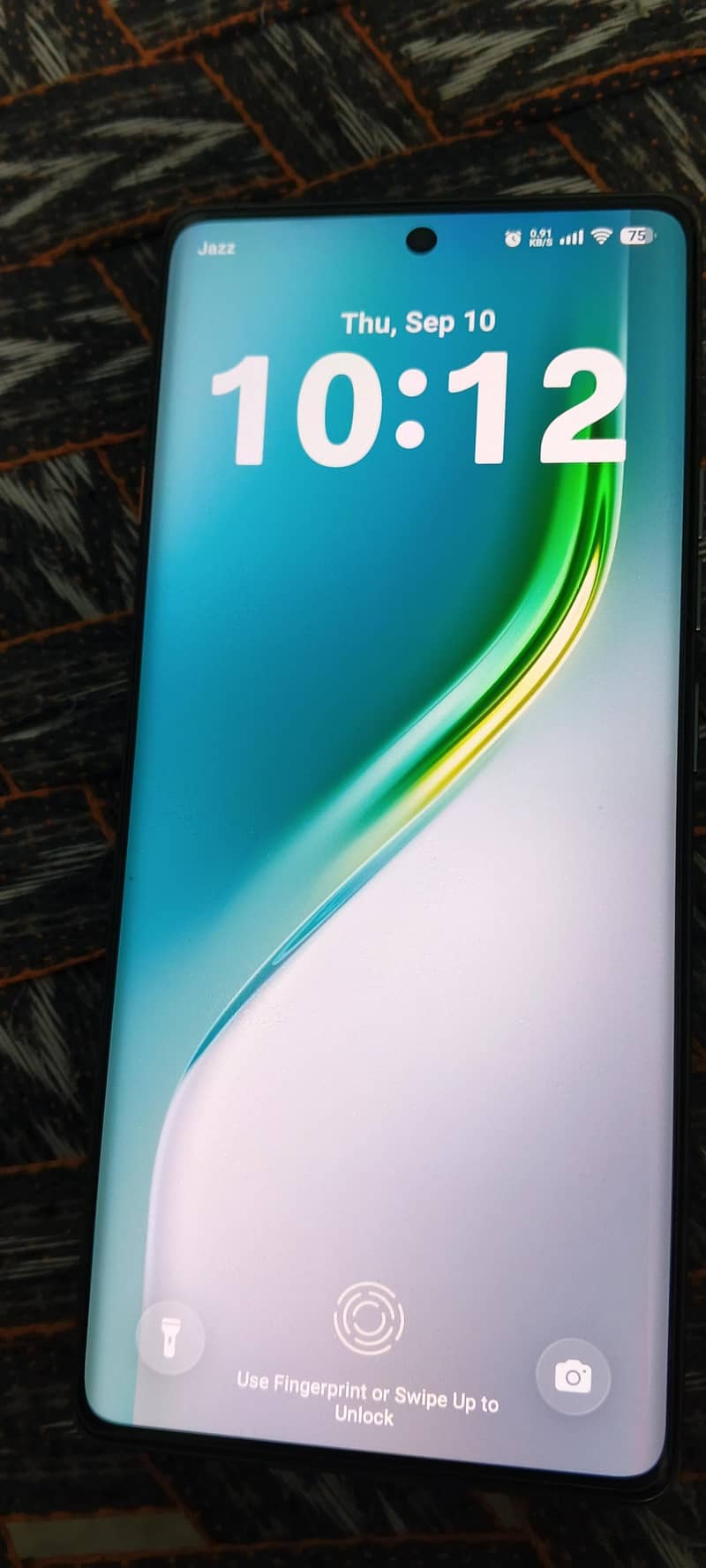 Tecno CAMON 40 Pro 0