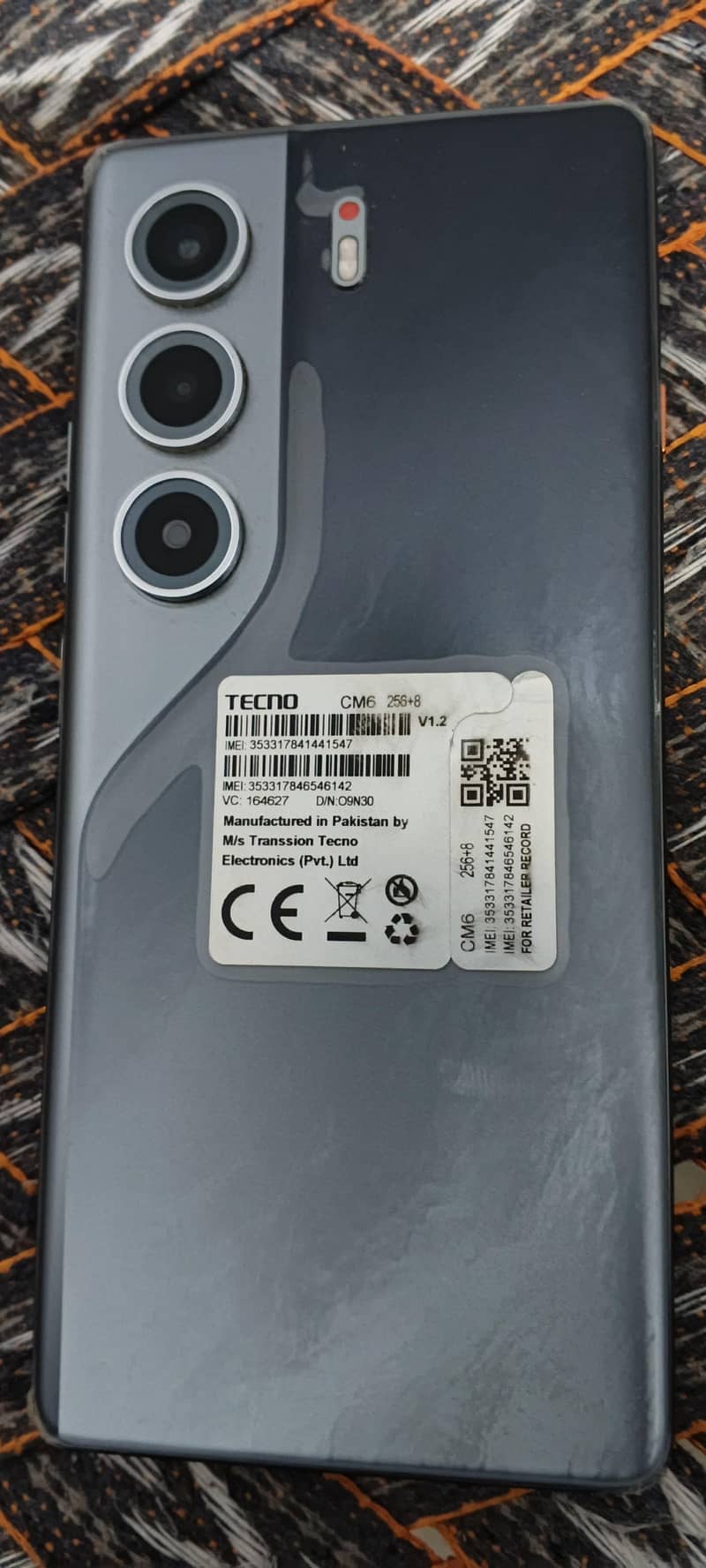 Tecno CAMON 40 Pro 1