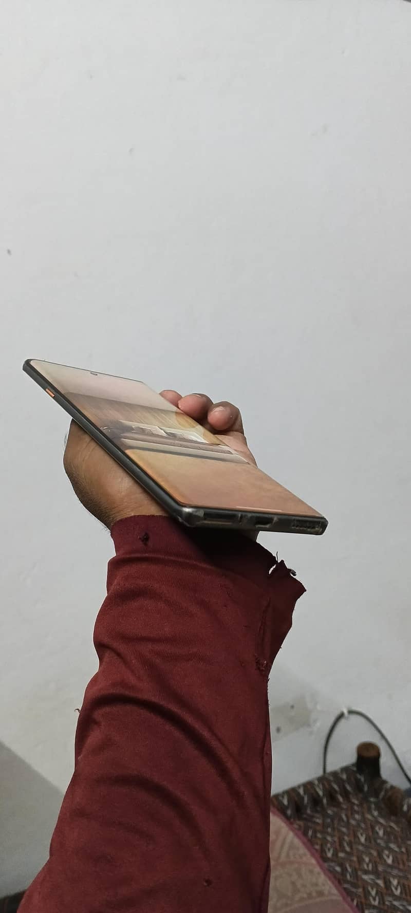 Tecno CAMON 40 Pro 2