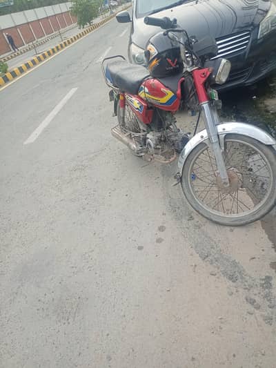 CD 70 bike sale Karni ha agar Kisi Bhai ko chaiy to rabta kry