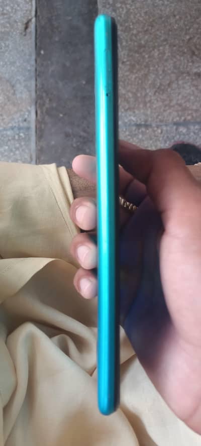 Infinix Hot 12 Play