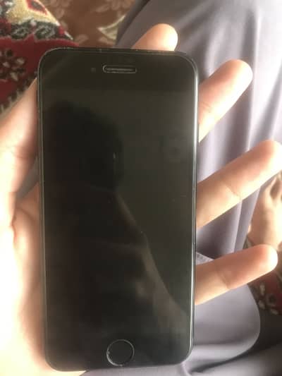 Apple iPhone SE 3 2023