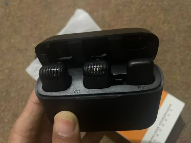 Wireless MicroPhone 2