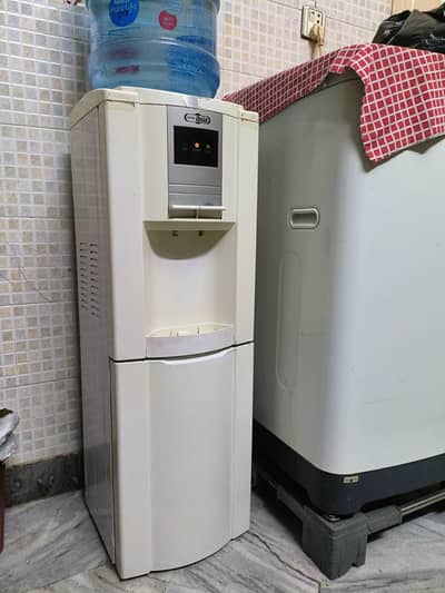 Water Dispenser for office or home use