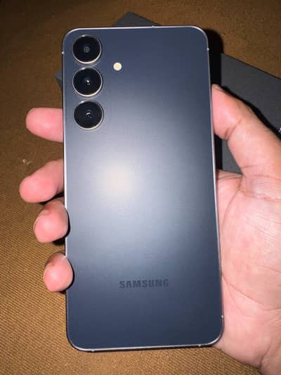 Samsung Galaxy S25 FE