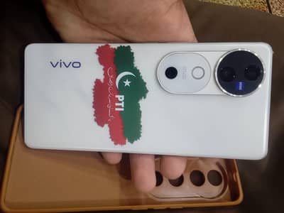 Vivo V40