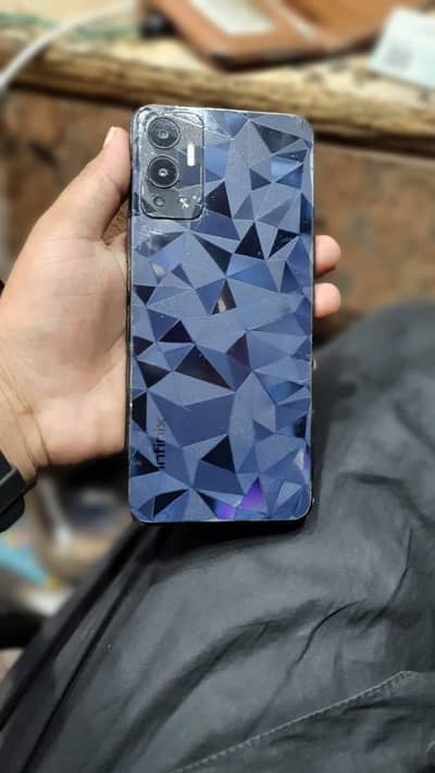 Infinix Hot 12 6+5/128