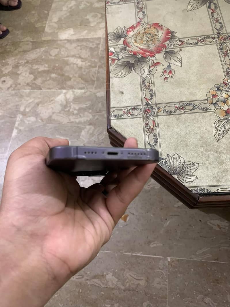 Apple iPhone 14 Pro Max 10