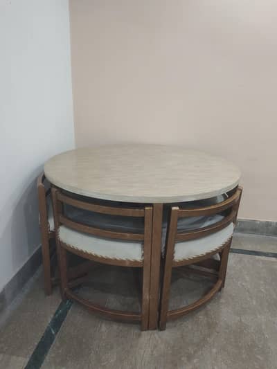 6 seater dinning table