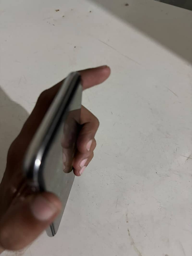 Apple iPhone X 0