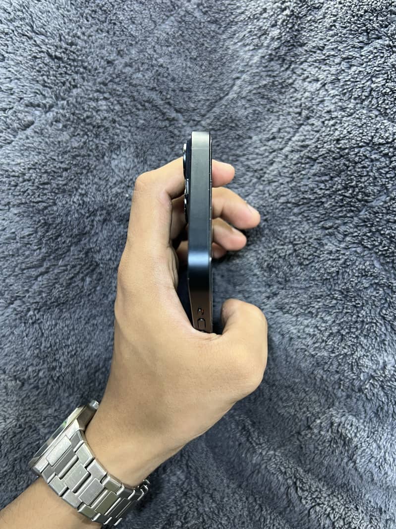 Apple iPhone 14 1