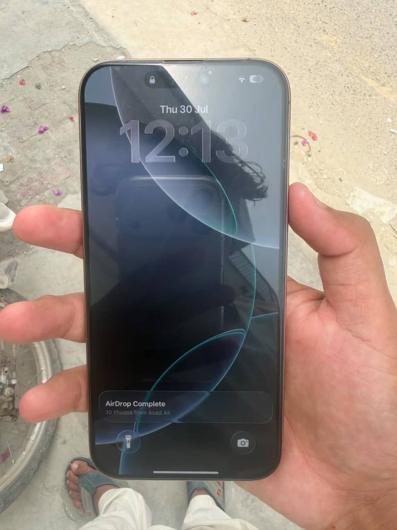 Apple iPhone 16 Pro Max 3