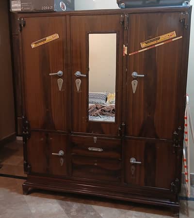 7 feet tall iron wardrobe with thick and heavy iron sheets