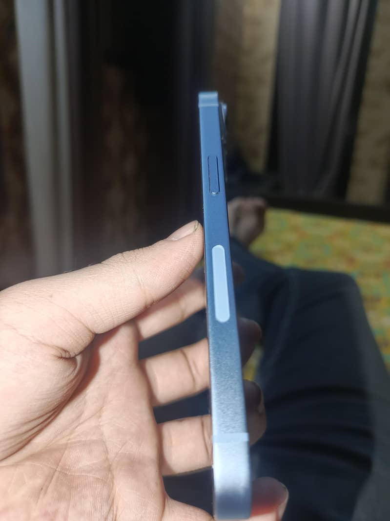 Apple iPhone 14 2