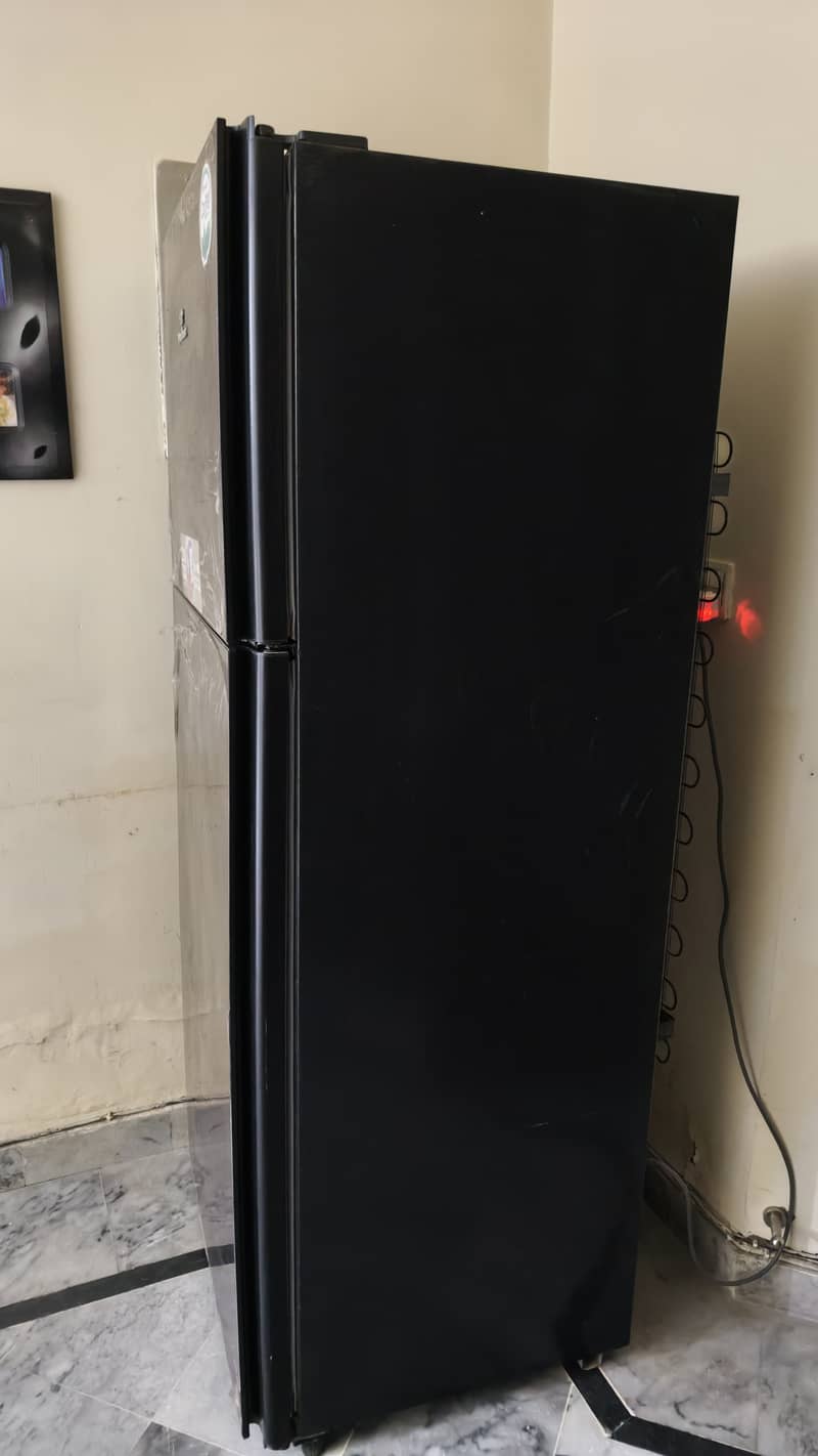Dawlance Refrigrator 2