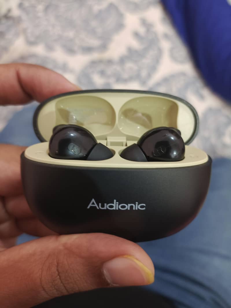 Audionic Airbuds 680 1
